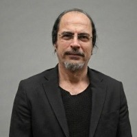 Sosyal Medyada Mutluluk Yarışı